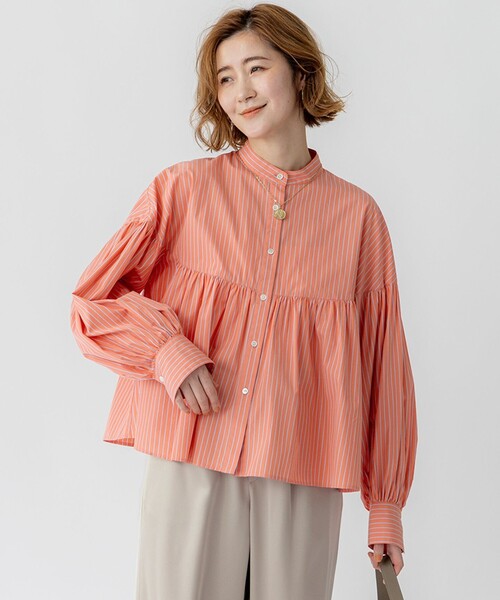 23区 L(ニジュウサンクオオキイサイズ)の「【洗える】CANCLINI ギャザー フレア ブラウス(シャツ/ブラウス・レディース・オレンジ系1/ホワイト系/スカイブルー系1/スカイブルー系/ホワイト系1・46/44/48)」の5枚目の写真