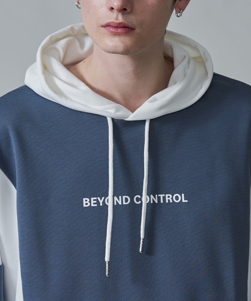 BROWNY(ブラウニー)の「BROWNY/ドルマンポンチフードロンT(Tシャツ/カットソー・メンズ・ブルー/ホワイト・MEDIUM/LARGE)」の7枚目の写真