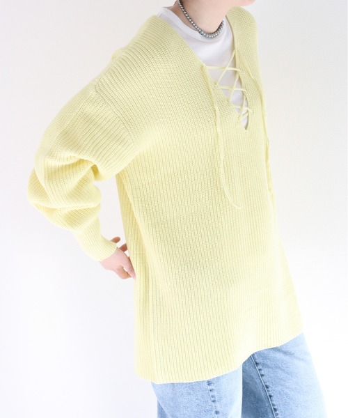 cepo（セポ）の「レースアッププルオーバー ロングニット（ニット/セーター・レディース・イエロー/オフホワイト/グレー・M）」の16枚目の写真