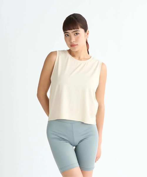 ROXY(ロキシー)の「GET ISNPIRED /ロキシー水陸両用バックプリントクロップド丈タンクトップ(タンクトップ・レディース・ブラック/カーキ/ベージュ・SMALL/MEDIUM/LARGE)」の1枚目の写真