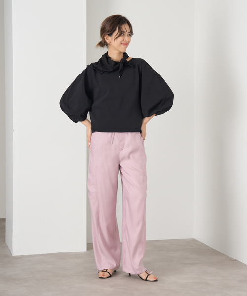 IENA(イエナ)の「《WEB・一部店舗限定》コットンストレッチバルーンスリーブプルオーバー(ニット/セーター・レディース・ブラック/スカイブルー/ホワイト・FREE)」の9枚目の写真