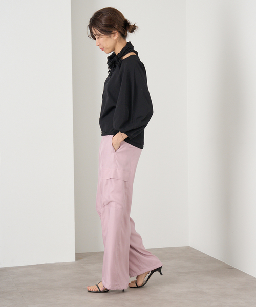 IENA(イエナ)の「《WEB・一部店舗限定》コットンストレッチバルーンスリーブプルオーバー(ニット/セーター・レディース・ブラック/スカイブルー/ホワイト・FREE)」の10枚目の写真