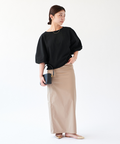 IENA(イエナ)の「《WEB・一部店舗限定》コットンストレッチバルーンスリーブプルオーバー(ニット/セーター・レディース・ブラック/スカイブルー/ホワイト・FREE)」の15枚目の写真