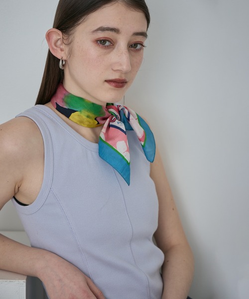 ROSE BUD（ローズバッド）の「チェリーブロッサムプティ（バンダナ/スカーフ・レディース・ブルー・ONE SIZE）」の2枚目の写真