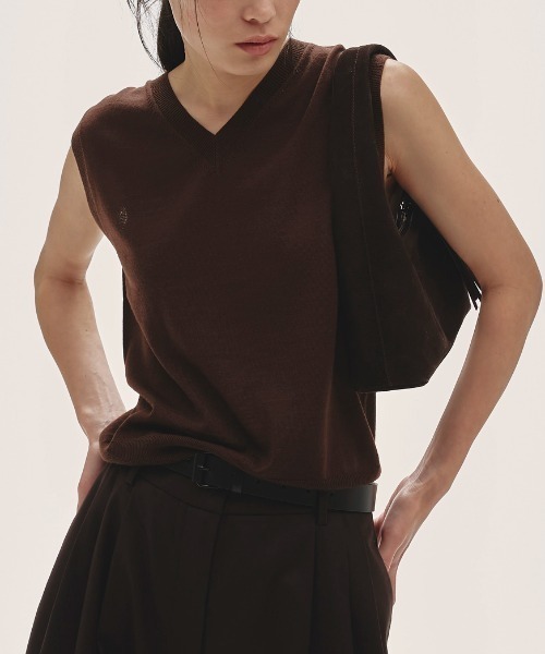 TODAYFUL（トゥデイフル）の「TODAYFUL Round Leather Bag（ハンドバッグ・レディース・ダークブラウン・FREE）」の2枚目の写真