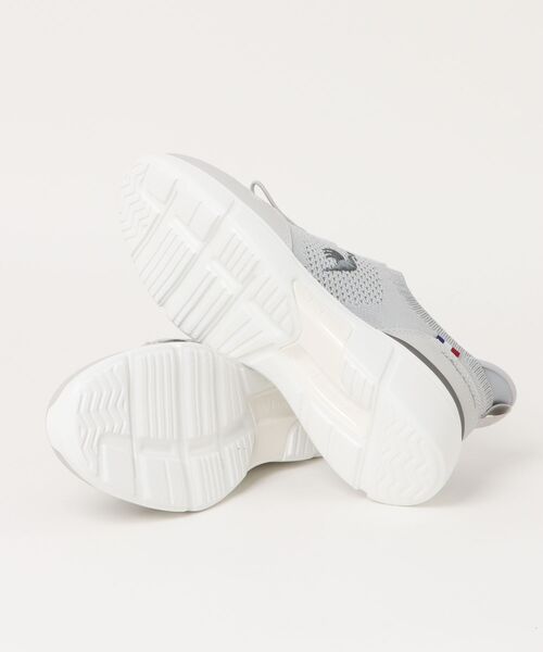 le coq sportif(ルコックスポルティフ)の「《le coq sportif》LCS ロワール(スニーカー・レディース・グレー×ホワイト・23.5cm/24.5cm/24.0cm/23.0cm)」の3枚目の写真