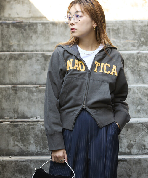 FREAK'S STORE(フリークスストア)の「NAUTICA/ノーティカ アップリケロゴフルジップパーカー(パーカー・レディース・ライトグレー/カモフラージュ/チャコールグレー/ワインレッド/ネイビー/ピンク・フリ-)」の11枚目の写真