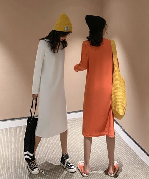 urge：（アージコロン ）の「【URGE：】クルーネック 推し活 ６色展開 長袖 カットソー ワンピース（Tシャツ/カットソー・レディース・グリーン/オレンジ/ブルー/イエロー/ホワイト/ブラック・SMALL/MEDIUM/LARGE/X-LARGE）」の18枚目の写真