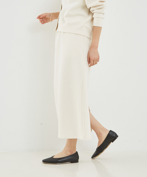 abahouse mavie(アバハウスマヴィ)の「【セットアップ対応】シルキーダンボールスウェットタイトスカート/春服/トレーナー(スカート・レディース・グレー系その他/オフホワイト/イエロー/スミクロ・フリー)」の7枚目の写真