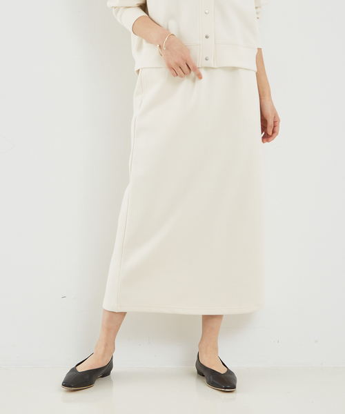 abahouse mavie(アバハウスマヴィ)の「【セットアップ対応】シルキーダンボールスウェットタイトスカート/春服/トレーナー(スカート・レディース・グレー系その他/オフホワイト/イエロー/スミクロ・フリー)」の8枚目の写真