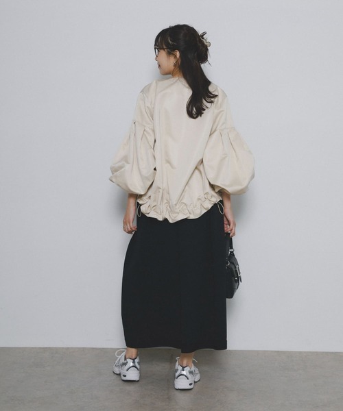 F by ROSSO（エフバイロッソ）の「F by ROSSO　サテンバルーンスリーブブルゾン（ブルゾン・レディース・ベージュ/ブラック・FREE）」の6枚目の写真