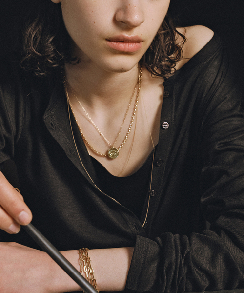 GIGI（ジジ）の「【GIGI/ジジ】ゴールドラインネックレス（ネックレス・レディース・ゴールド・FREE）」の3枚目の写真