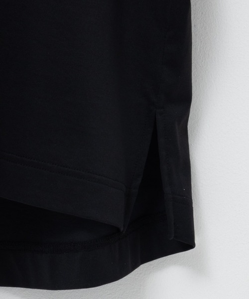 HusHusH(ハッシュアッシュ)の「HusHusH 袖フリルプルオーバー(Tシャツ/カットソー・レディース・グレイッシュベージュ/ブラック/オフホワイト・M/L)」の20枚目の写真