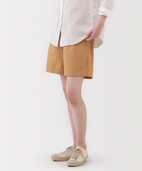 無印良品（ムジルシリョウヒン）の「婦人　洗いざらし　ブロードショートパンツ（その他パンツ・レディース・ブラック/ライトピンク/カーキ/ダークネイビー/キャメル/ベージュ・M/S/XL/L）」の5枚目の写真