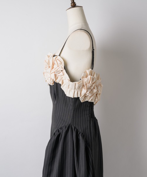 ワンピース Chris TROIS. Flower gather dress Chris TROIS. ワンピース Flower gather dress : ZOZOTOWN Yahoo