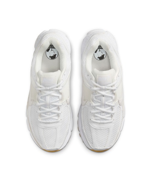 NIKE ウィスムホメロロコハッチスニカ FJ2028 600 Nike Zoom Vomero 5 Women's Shoes. Nike.com