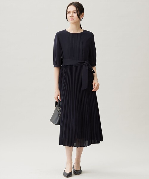 自由区(ジユウク)の「シフォンプリーツ ワンピース(ワンピース・レディース・ブラウン系/ネイビー系/ブラック系・36/38/40)」の8枚目の写真