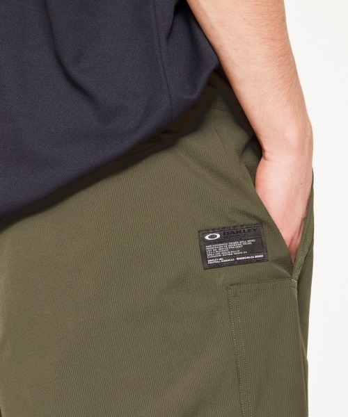 OAKLEY（オークリー）の「OAKLEY Fgl Fari Pants 1.0（オークリー Fgl ファリ パンツ 1.0）（その他パンツ・メンズ・グリーン系/ブラック系・MEDIUM/LARGE/X-LARGE/SMALL）」の19枚目の写真