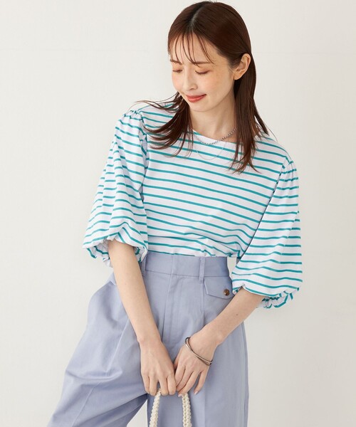 SHIPS Colors(シップス カラーズ)の「SHIPS Colors:〈洗濯機可能〉カラー ボーダー ギャザー スリーブ プルオーバー(Tシャツ/カットソー・レディース・ピンク/グリーン/ネイビー・ONE SIZE)」の2枚目の写真