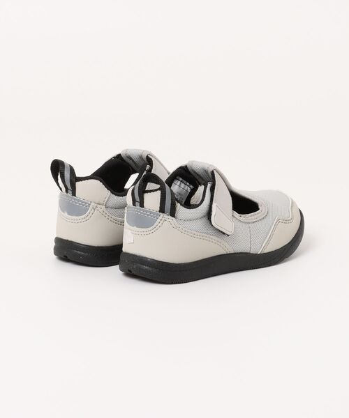 LOWRYS FARM（ローリーズファーム）の「ＩＦＭＥスニーカーサンダル　318527（サンダル・キッズ・ブラック/ベージュ・16cm/17cm/LONG/SHORT）」の4枚目の写真