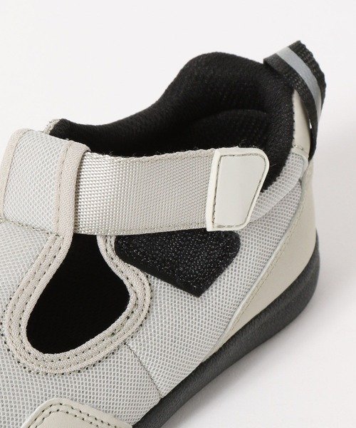 LOWRYS FARM（ローリーズファーム）の「ＩＦＭＥスニーカーサンダル　318527（サンダル・キッズ・ブラック/ベージュ・16cm/17cm/LONG/SHORT）」の8枚目の写真