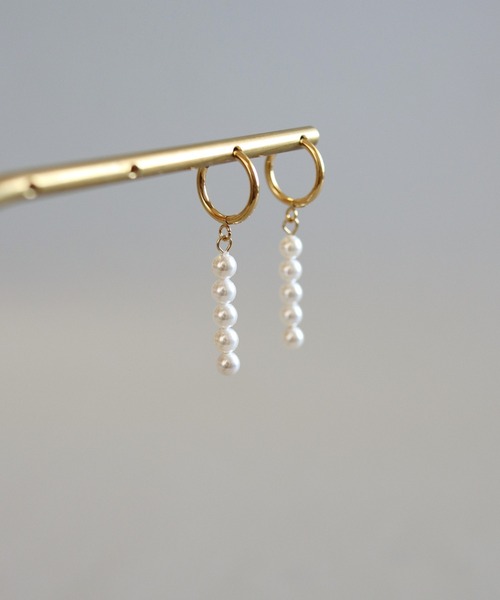 CERCA(チェルカ)の「KAM.accessory/サージカルステンレス316L/金属アレルギー対応/5連パールピアス(ピアス(両耳用)・レディース・ゴールド系1/ゴールド系2/シルバー系2/シルバー系1・FREE)」の11枚目の写真
