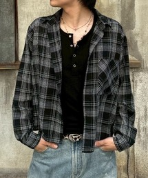 Chikashitsu +（チカシツプラス）の「【Chikashitsu +】henley neck sleeveless 2 / 【チカシツプラス】ヘンリーネックタンクトップ（タンクトップ）」