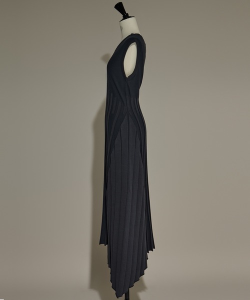 セール】【CINOH/チノ】《STUDIOUS別注》NO SLEEVE KNIT DRESS