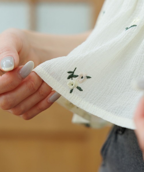 flower（フラワー）の「ペチュニアブラウス（シャツ/ブラウス・レディース・イエロー/ホワイト・FREE）」の14枚目の写真