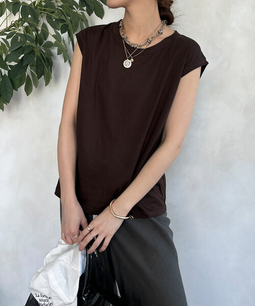 DouDou（ドゥドゥ）の「【接触冷感】リヨセル混フレンチプルオーバー（Tシャツ/カットソー・レディース・ブラック/ライトベージュ/ブラウン/ピンク/オフホワイト・FREE）」の3枚目の写真