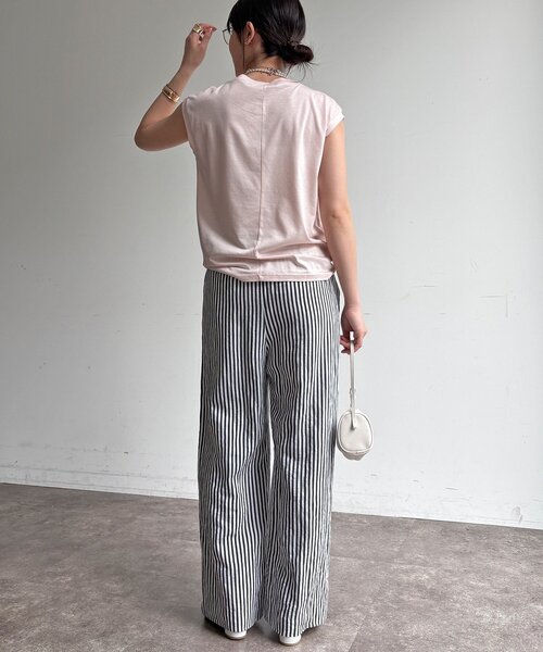 DouDou(ドゥドゥ)の「【接触冷感】リヨセル混フレンチプルオーバー(Tシャツ/カットソー・レディース・ブラック/ライトベージュ/ブラウン/ピンク/オフホワイト/イエロー/キャメル・FREE)」の10枚目の写真