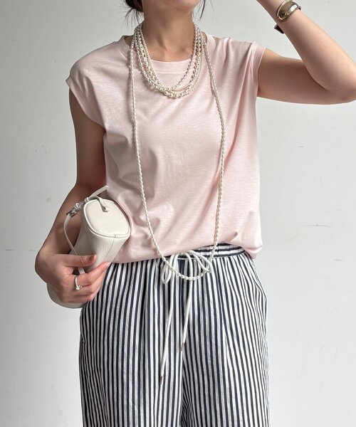 DouDou(ドゥドゥ)の「【接触冷感】リヨセル混フレンチプルオーバー(Tシャツ/カットソー・レディース・ブラック/ライトベージュ/ブラウン/ピンク/オフホワイト/イエロー/キャメル・FREE)」の13枚目の写真