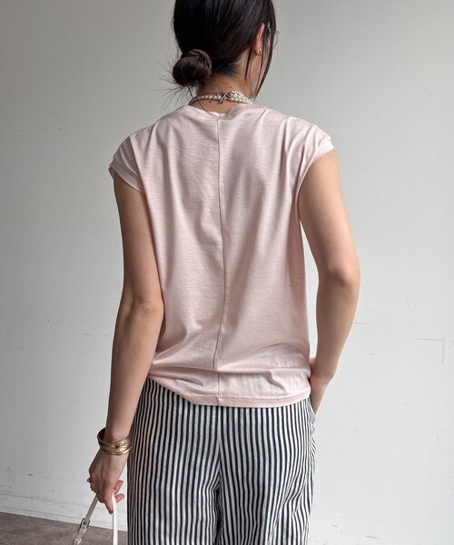 DouDou(ドゥドゥ)の「【接触冷感】リヨセル混フレンチプルオーバー(Tシャツ/カットソー・レディース・ブラック/ライトベージュ/ブラウン/ピンク/オフホワイト/イエロー/キャメル・FREE)」の14枚目の写真