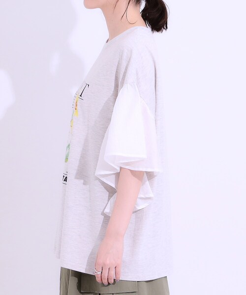 Cutie Blonde(キューティーブロンド)の「【S-LL】リメイク風 ポンチョデザインTシャツ(Tシャツ/カットソー・レディース・ライトイエロー系/チャコールグレー/ライトグレー/オフホワイト・01/04/03/02)」の22枚目の写真
