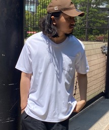 ポケ付きVネックT