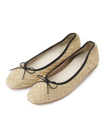 grove（グローブ）の「最終お値下げ！！【人間工学】つつまれフィットバレエシューズ （抗菌防臭加工裏地使用）（その他シューズ）」