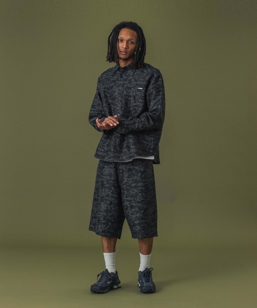 XLARGE（エクストララージ）の「DIGITAL CAMO JACQUARD L/S SHIRTS（シャツ/ブラウス・メンズ・ホワイト/ブラック・S/M/L/XL）」の9枚目の写真