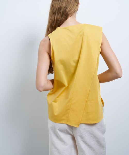 LANVIN en Bleu（ランバンオンブルー）の「ドレープノースリーブカットソー（Tシャツ/カットソー・レディース・オフホワイト/チャコールグレー/イエロー・38）」の9枚目の写真