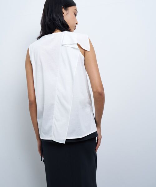 LANVIN en Bleu（ランバンオンブルー）の「ドレープノースリーブカットソー（Tシャツ/カットソー・レディース・オフホワイト/チャコールグレー/イエロー・38）」の15枚目の写真