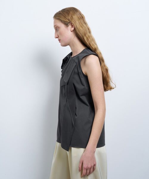 LANVIN en Bleu（ランバンオンブルー）の「ドレープノースリーブカットソー（Tシャツ/カットソー・レディース・オフホワイト/チャコールグレー/イエロー・38）」の21枚目の写真