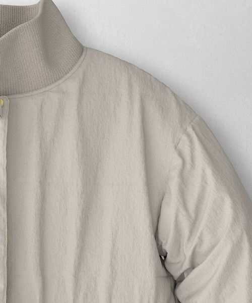 GLOBAL WORK（グローバルワーク）の「エアリュクスダウンリブブルゾン/495689（ダウンジャケット/コート・レディース・ライトベージュ/ブラック・MEDIUM/LARGE）」の5枚目の写真