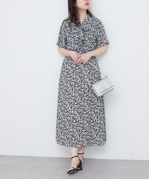 natural couture(ナチュラルクチュール)の「【WEB限定】ハートジオメタル柄ワンピース(ワンピース・レディース・その他3/その他2/その他1・FREE)」の1枚目の写真