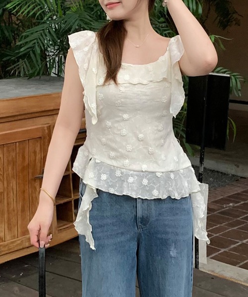Lace Ladies(レースレディース)の「フラワー 刺繍 フリル袖 ペプラム ブラウス(シャツ/ブラウス・レディース・アイボリー・M)」の3枚目の写真