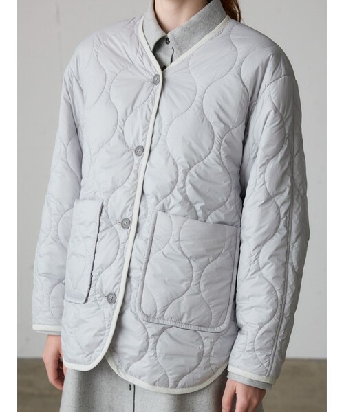 MidiUmi（ミディウミ）の「MidiUmi キルティングコクーンスリーブジャケット（ダウンジャケット/コート・レディース・ブラック/チャコールグレー/ライトグレー・FREE）」の11枚目の写真