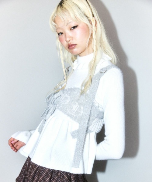 Candy Stripper(キャンディストリッパー)の「GLITTER SHAGGY KNIT ブラ(その他トップス・レディース・ライトグレー/ピンク/ブラック・FREE)」の6枚目の写真