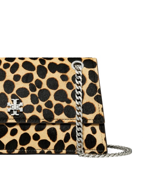 TORY BURCH（トリーバーチ）の「キラ ターンロック カーフヘア ショルダーバッグ（ショルダーバッグ・レディース・アニマル・ONE SIZE）」の3枚目の写真