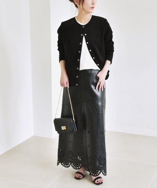 新品・タグ付き　maison dedolce ベロアカーディガン【black】 quaranciel:〈洗濯機可能〉ポリエステル ベロア リブ コンパクト