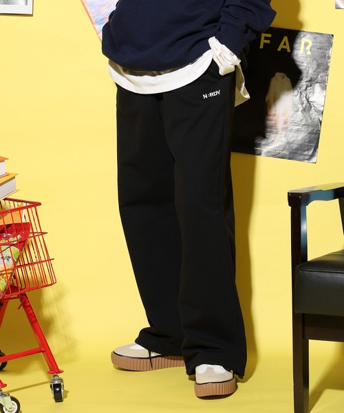 NERDY(ノルディ)の「ベレンクロゴスウェットパンツ(スウェットパンツ・レディース・ネイビー/ブラック/グレー・M/SS/L/S)」の5枚目の写真