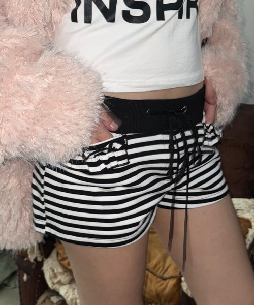 SHAGGIE（シャギー）の「【ViVi掲載】ボーダーフリルマイクロミニショートパンツ（その他パンツ・レディース・ブラック/グレー/ブラウン・FREE）」の6枚目の写真