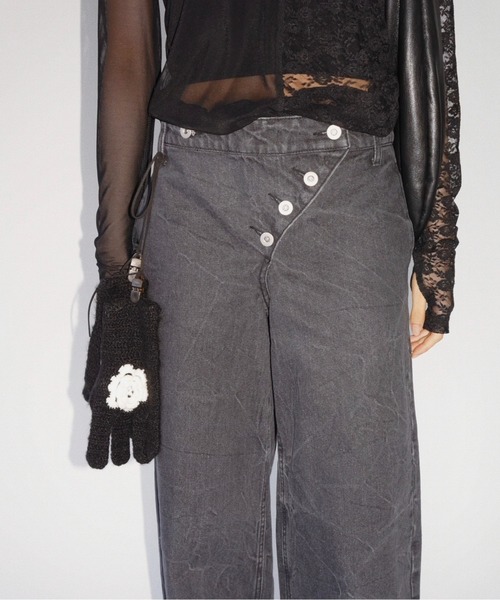 musubore(ムスボレ)の「tilted clash straight denim pants / ティルティッドクラッシュデニムパンツ(デニムパンツ・レディース・ブルー/ブラック・0/1)」の10枚目の写真